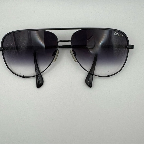 Quay x Desi High Key Mini Black Frame Fade Lens Aviator Shape Women’s Unisex - Picture 7 of 12